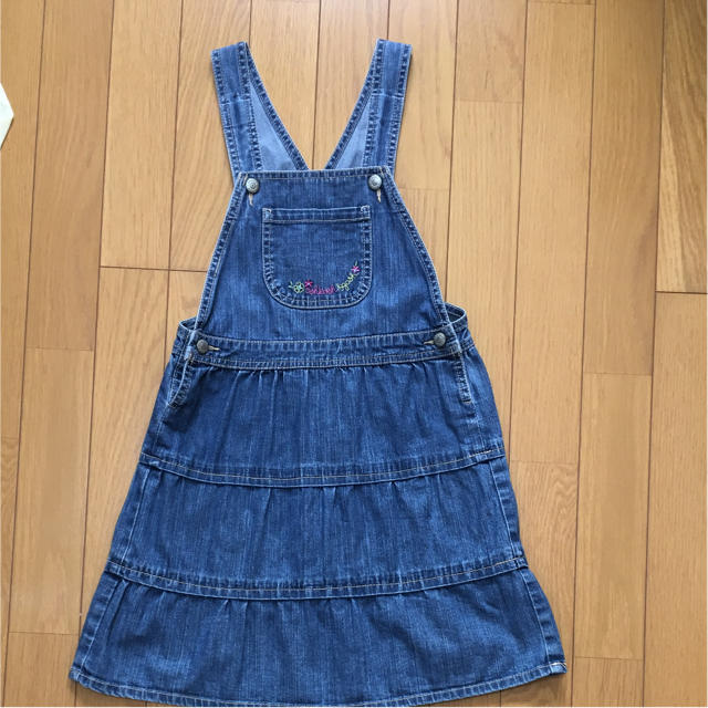 OshKosh(オシュコシュ)のオシュコシュ ジャンパースカート キッズ/ベビー/マタニティのキッズ服女の子用(90cm~)(ワンピース)の商品写真