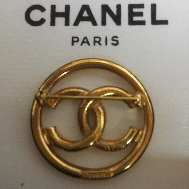 CHANEL ブローチ 1