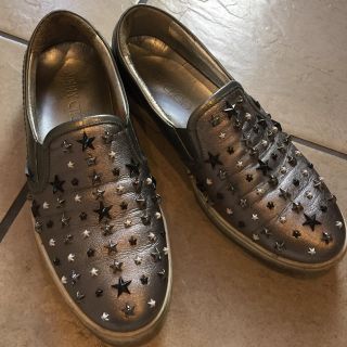 ジミーチュウ(JIMMY CHOO)のJIMMY CHOO スタッズスリッポン(スリッポン/モカシン)