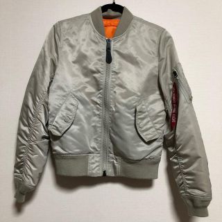 アルファインダストリーズ(ALPHA INDUSTRIES)のalpha industriesアルファ ma1 レディース M グレージュ (フライトジャケット)