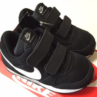 ナイキ(NIKE)のNIKE ナイキMDランナー2 ベビー 14㎝ ブラック 未使用タグ付きです。(スニーカー)