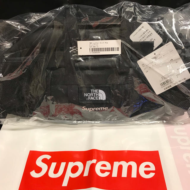 Supreme  The north face waist bag