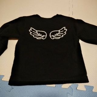 コムサイズム(COMME CA ISM)の【しーちゃん様専用】羽の刺繍トレーナー　90(Tシャツ/カットソー)