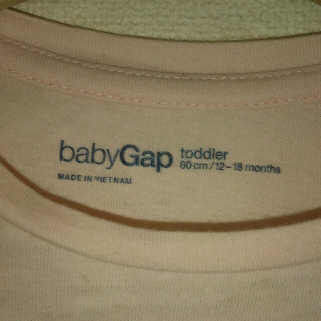 babyGAP(ベビーギャップ)のbabyGap カットソー 80 キッズ/ベビー/マタニティのキッズ服女の子用(90cm~)(その他)の商品写真