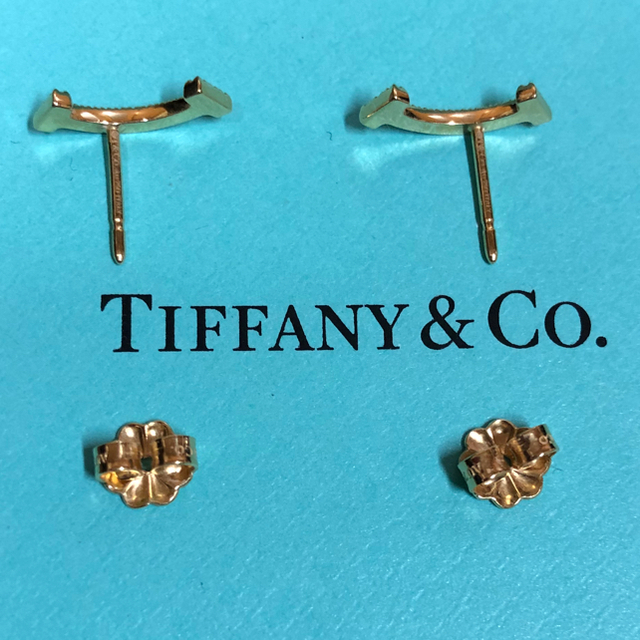 Tiffany & Co.(ティファニー)の値下げ ティファニー Tスマイル ダイヤモンド イエローゴールド ピアス レディースのアクセサリー(ピアス)の商品写真