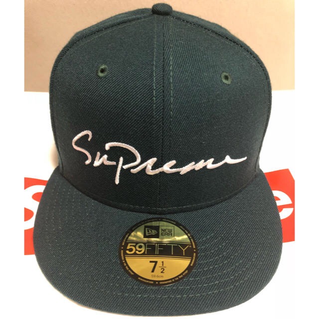 supreme  classic script newera 7 1/2メンズ