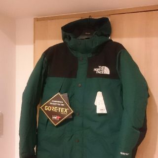 ザノースフェイス(THE NORTH FACE)の専用 希少S 新品  ノースフェイス マウンテンダウンジャケット ｸﾞﾘｰﾝ(ダウンジャケット)