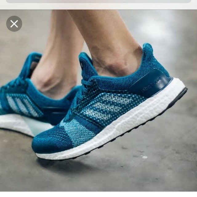 adidas(アディダス)の新品 アディダス ウルトラブーストST adidas Ultra BOOST メンズの靴/シューズ(スニーカー)の商品写真