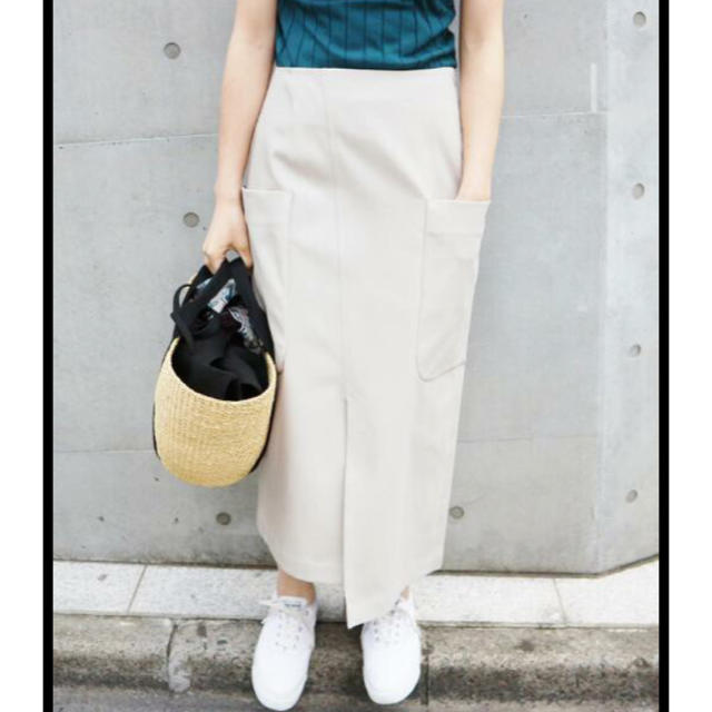 IENA(イエナ)のIENA ビッグポケット カルゼアシメントリースカート レディースのスカート(ロングスカート)の商品写真