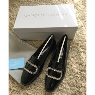 マノロブラニク(MANOLO BLAHNIK)のDrawer購入MANOLO BLAHNIK ビジューフラットシューズ(ローファー/革靴)