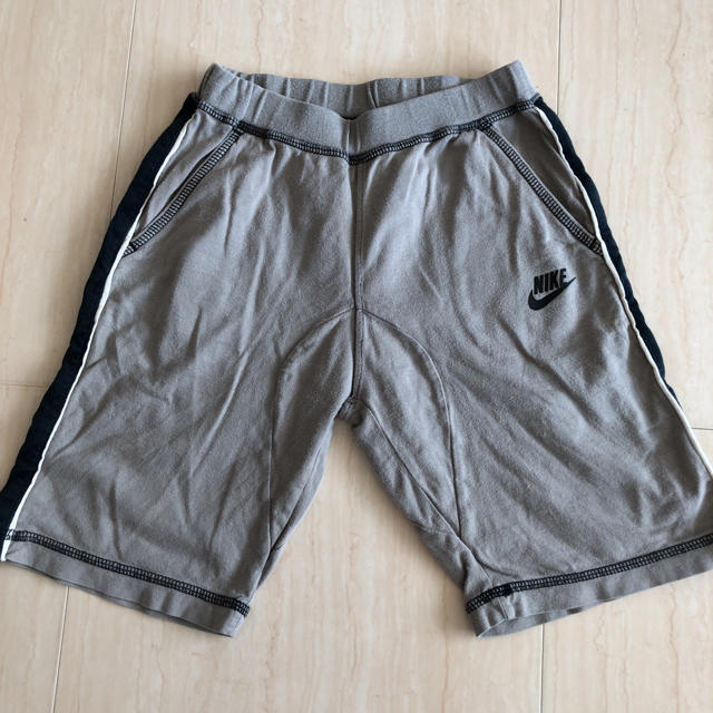 NIKE(ナイキ)のNIKE ショートパンツ キッズ/ベビー/マタニティのキッズ服男の子用(90cm~)(パンツ/スパッツ)の商品写真