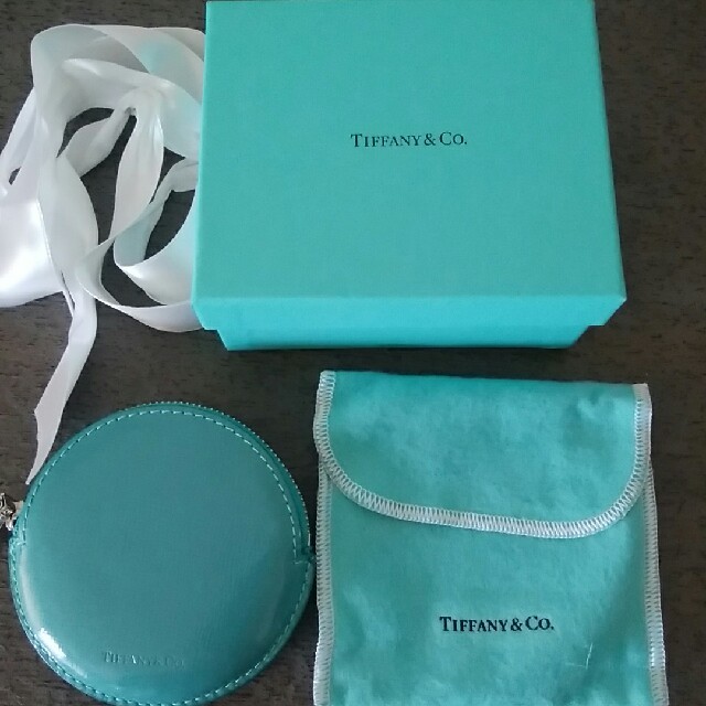 Tiffany & Co.(ティファニー)のティファニー　財布 レディースのファッション小物(財布)の商品写真