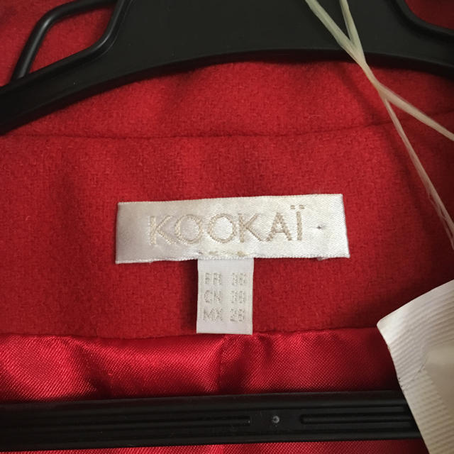 KOOKAI(クーカイ)のKOOKAI 赤 コート レディースのジャケット/アウター(ロングコート)の商品写真