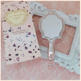 レメルヴェイユーズラデュレ(Les Merveilleuses LADUREE)のラデュレ♡ハンドミラー(ミラー)