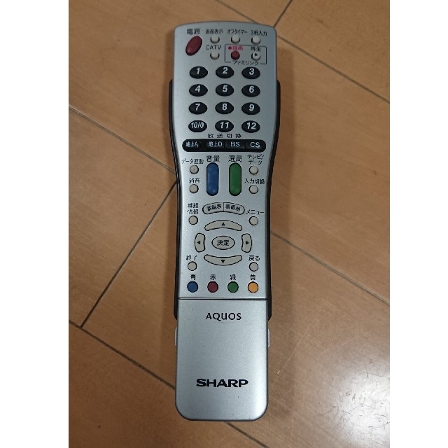 SHARP(シャープ)のジャンク シャープ テレビリモコン GA716WJSA スマホ/家電/カメラのテレビ/映像機器(テレビ)の商品写真