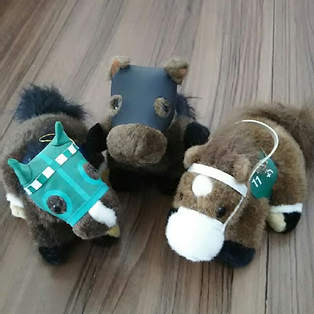 競馬 人気競走馬ぬいぐるみ 3体 トロットサンダー サクラローレル タイキダイヤの通販 By ノポン S Shop ラクマ 競馬 人気競走馬ぬいぐるみ 3体 トロットサンダー サクラローレル タイキダイヤの通販 By ノポン S Shop ラクマ