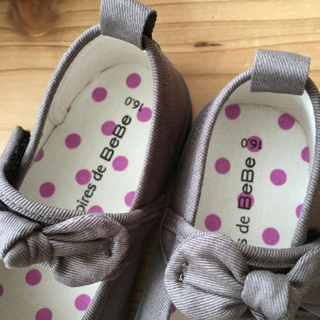 BeBe(ベベ)のbebe ストラップシューズ キッズ/ベビー/マタニティのキッズ靴/シューズ(15cm~)(フォーマルシューズ)の商品写真