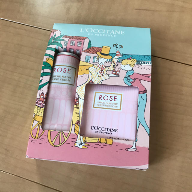 L'OCCITANE(ロクシタン)のローズ メルシーキット コスメ/美容のボディケア(ハンドクリーム)の商品写真