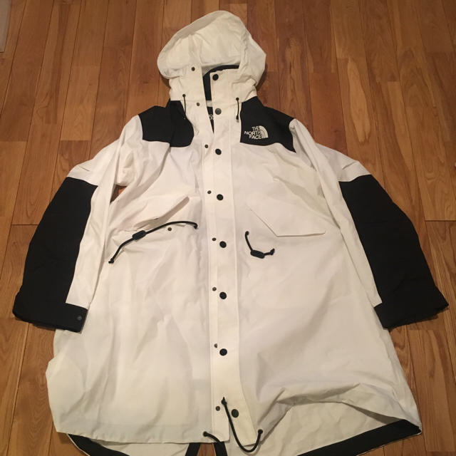 sacai(サカイ)のsacai north face モッズコート メンズ S 1 ジャケット 白 メンズのジャケット/アウター(モッズコート)の商品写真