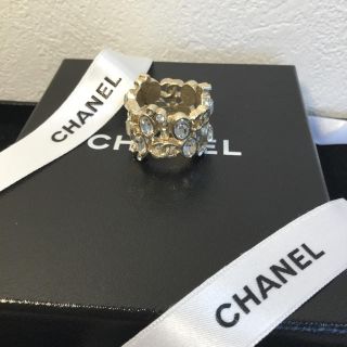 シャネル(CHANEL)の【CHANEL】ロゴ✨ライーンストーンリング✨09Aお値下げ‼️(リング(指輪))