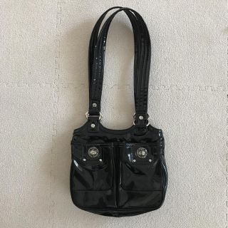 マークバイマークジェイコブス(MARC BY MARC JACOBS)のマークバイマークジェイコブス  黒 エナメル ショルダーバッグ(ショルダーバッグ)