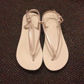 ユナイテッドアローズ(UNITED ARROWS)のHavaianas♡ビーチサンダル♡白(サンダル)