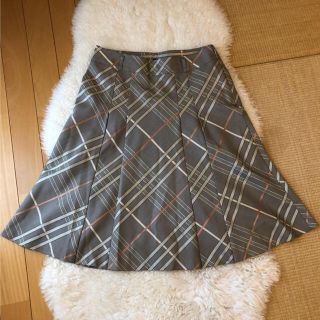 バーバリー(BURBERRY)の美品バーバリーBurberry上質ウールシルクチェック柄スカート♫他1点(ひざ丈スカート)