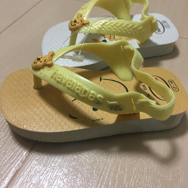 havaianas(ハワイアナス)の赤ちゃん ビーチサンダル プーさん キッズ/ベビー/マタニティのベビー靴/シューズ(~14cm)(サンダル)の商品写真