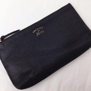 グッチ(Gucci)の【正規品】 グッチ レザー スウィングポーチ 黒 368881(ポーチ)