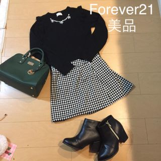 フォーエバートゥエンティーワン(FOREVER 21)のForever21 美品 千鳥 スカート タートルネック ニットコーデ(ミニスカート)