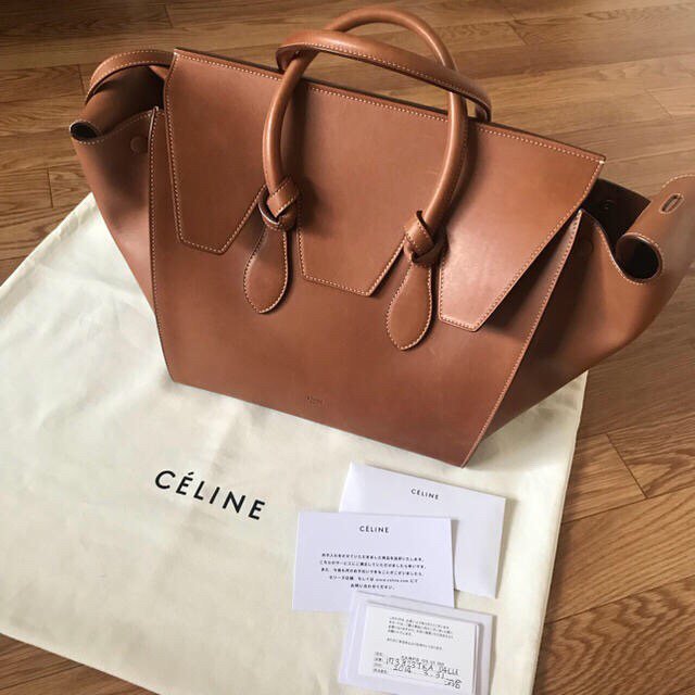 CELINE タイ キャメル