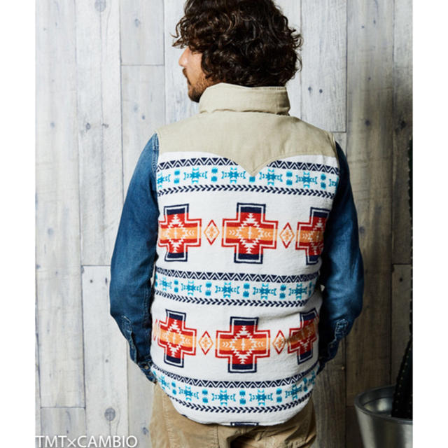 TMT(ティーエムティー)のTMT✰DENIM REVERSIBLE DOWN VEST Sサイズ メンズのジャケット/アウター(ダウンベスト)の商品写真