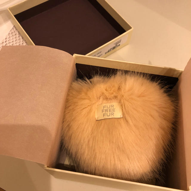 新品、未使用‼︎ Stella McCartney ファー キーホルダー