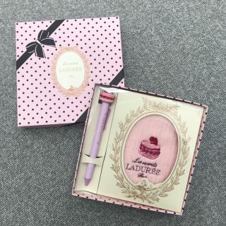 ラデュレ(LADUREE)の新品未使用 未開封 ラデュレ ギフトセット タオルハンカチ ボールペン(ハンカチ)