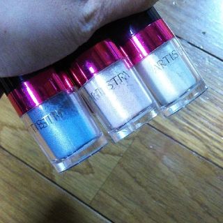 アムウェイ(Amway)の★ARTISTRY SHIMMERpowder eye duo(アイシャドウ)