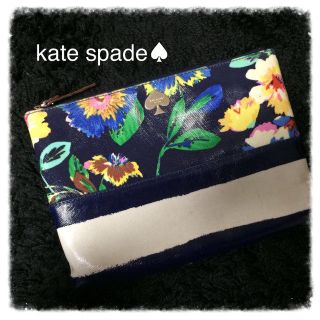 ケイトスペードニューヨーク(kate spade new york)のポーチ⭐️クラッチ⭐︎バックインバック♡(クラッチバッグ)