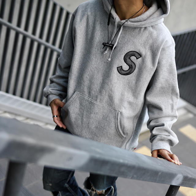 supreme s logo hoodie 3