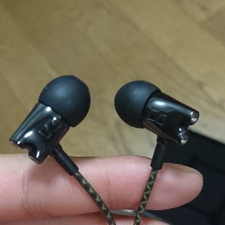 ゼンハイザー(SENNHEISER)のゼンハイザー ie800(ヘッドフォン/イヤフォン)