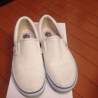 ヴァンズ(VANS)のVANS 白スリッポン(スニーカー)