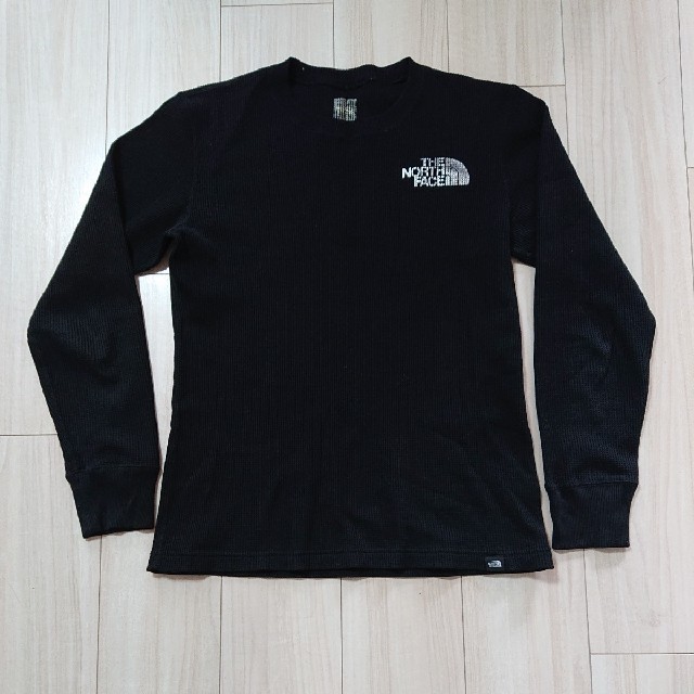 THE NORTH FACE(ザノースフェイス)のL ノースフェイス サーマル ロンT 白／金 黒／銀 メンズのトップス(Tシャツ/カットソー(七分/長袖))の商品写真