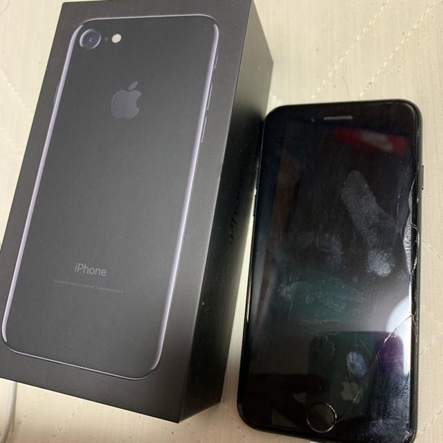 iPhone7 ジェットブラック au