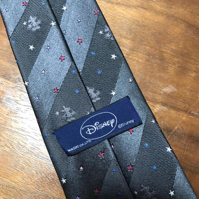 Disney(ディズニー)の【美品】ミッキー柄ネクタイ メンズのファッション小物(ネクタイ)の商品写真