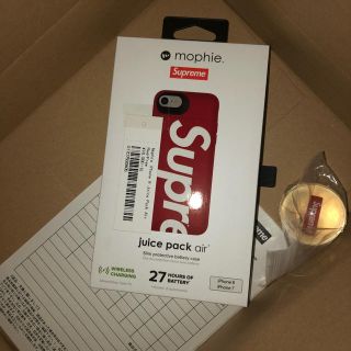 シュプリーム(Supreme)のsupreme mophie iPhone 8 Juice Pack Air 赤(iPhoneケース)