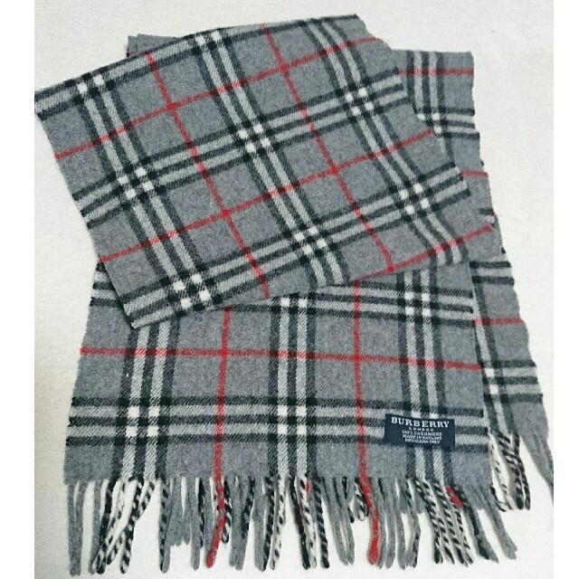 BURBERRY(バーバリー)の【ゆう様専用】バーバリーのカシミアマフラー レディースのファッション小物(マフラー/ショール)の商品写真