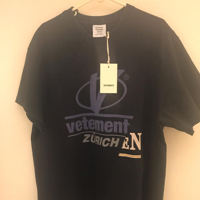 Tシャツ/カットソー(半袖/袖なし)vetements 再構築 Tシャツ