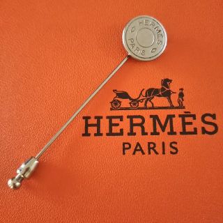 エルメス(Hermes)のエルメス HERMES セリエ シルバー ピン ブローチ ユニセックス 美品(ブローチ/コサージュ)