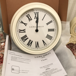 LAURA ASHLEY - ローラアシュレイ♧壁掛け時計♧新品の通販 by LAURA