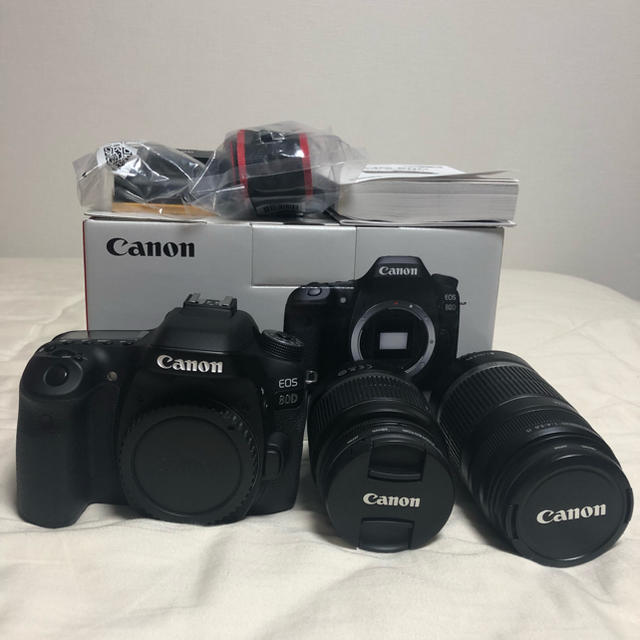 デジタル一眼デジタル一眼レフ canon EOS 80D本体＋ダブルレンズキット付