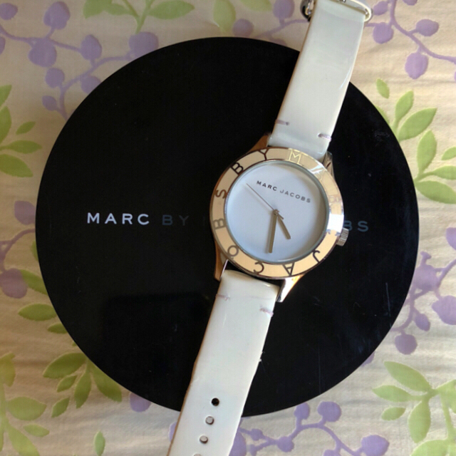 MARC BY MARC JACOBS(マークバイマークジェイコブス)のソレイユ 様  😊  MARC ⑤  腕時計・稼働品✨ レディースのファッション小物(腕時計)の商品写真