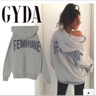 ジェイダ(GYDA)のGYDA FEMININEスウェットパーカー グレー(パーカー)